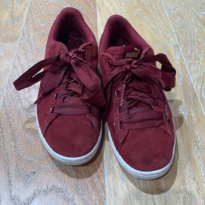 Maroon Puma Tie Shoes